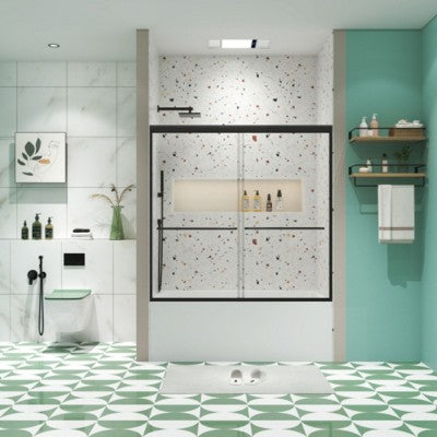 Juodo apdailos vonios slankios durys su 6 mm stiklu